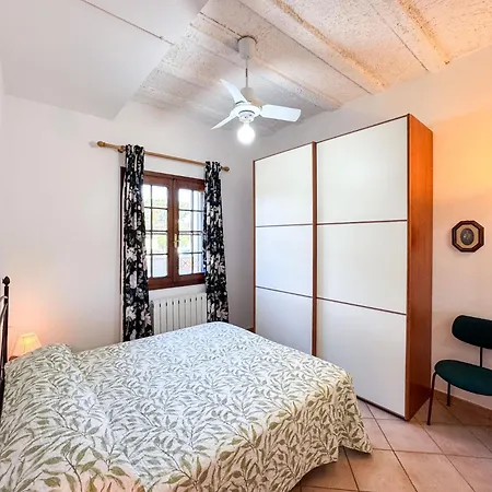 Casa Rossi كابوليفيري